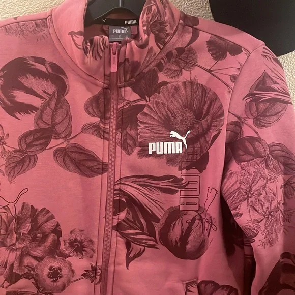 Sporty Puma jacket - Picture 2 of 4